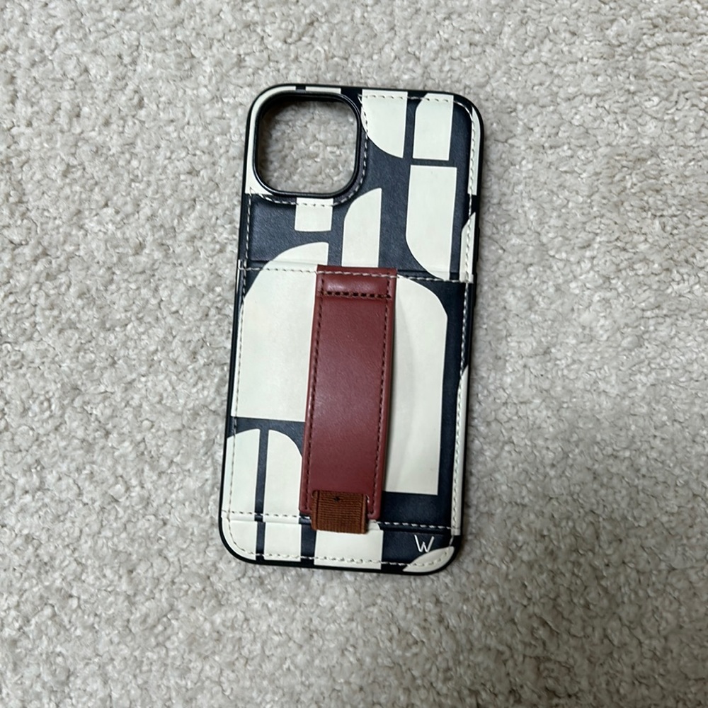 LIKE NEW Walli IPhone 14 case.